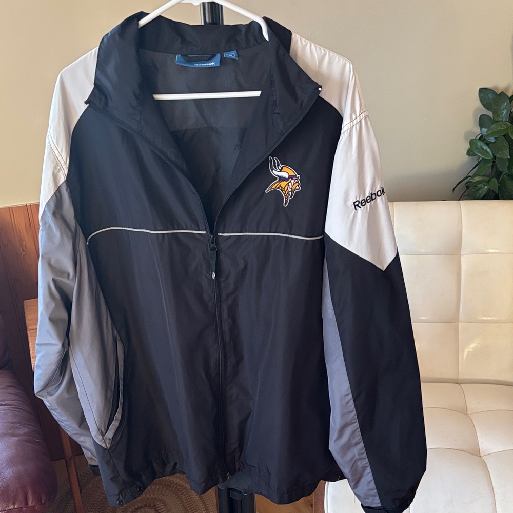 Reebok Black and White Sports Jacket Minnesota Vikings